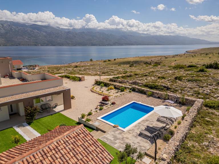Ferienhaus in Ražanac, Kroatien f&uuml;r max. 6 Personen