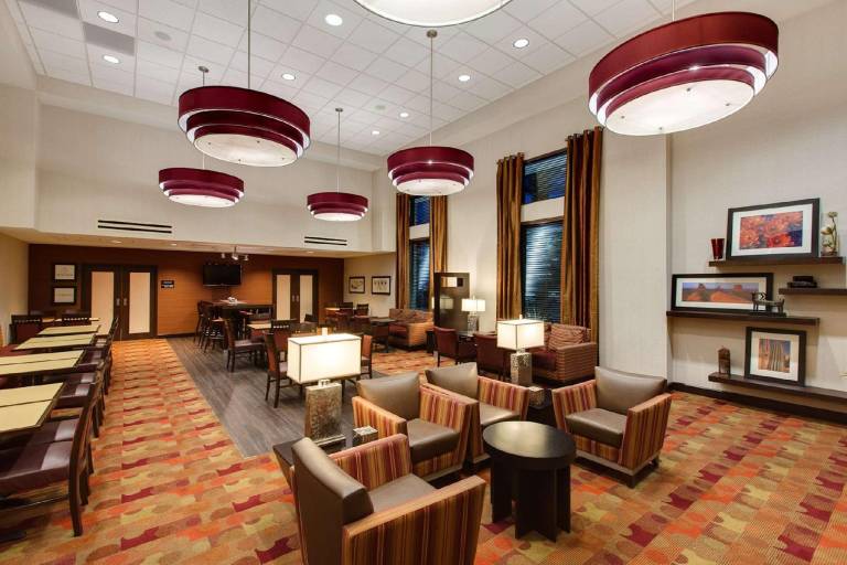 Hampton Inn & Suites Phoenix Chandler-Fashion Center — photo 3