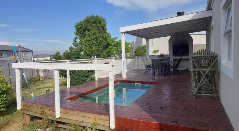 140 m&sup2; Ferienwohnung