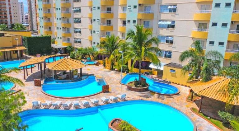 Beautiful serviced apartment with pool, garden & sauna | Pet-friendly in Caldas Novas