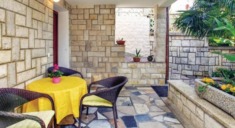 Rental apartment with 1 room for 3 persons — photo 4