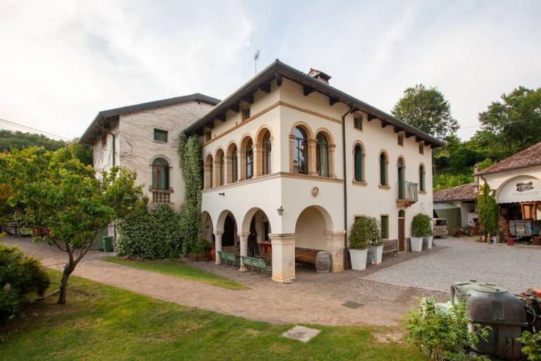 Fattoria le Vegre: Camera Tai Rosso — photo 4