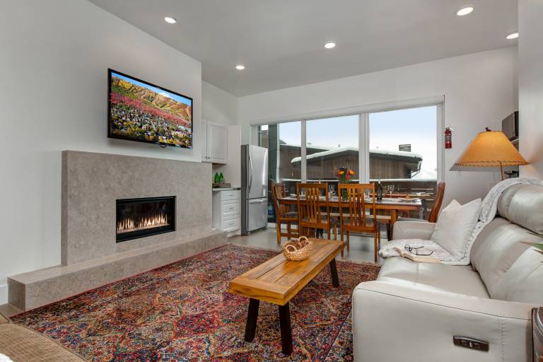 Condo  Solitude