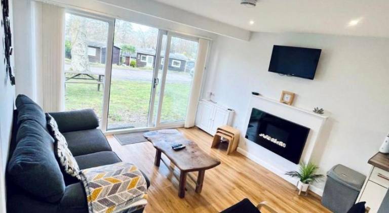 Nice chalet with pool | Pet-friendly — photo 2
