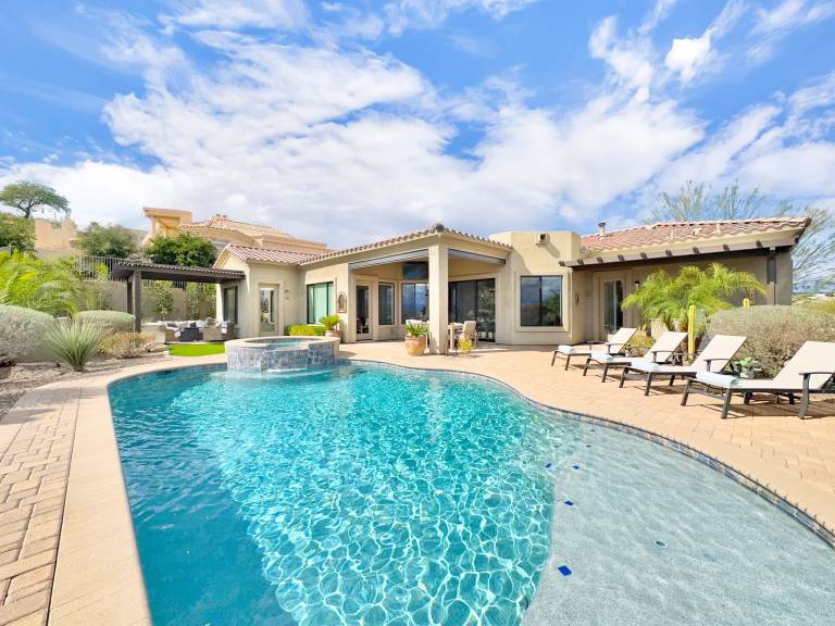 Fountain Hills Stunner Views Heated Pool and Spa