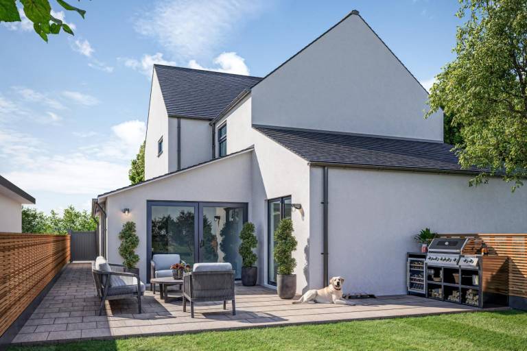 Cottage with garden & barbeque | Water view in Cromer