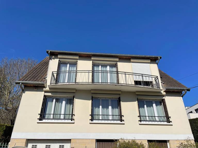Appartement  La Celle-Saint-Cloud