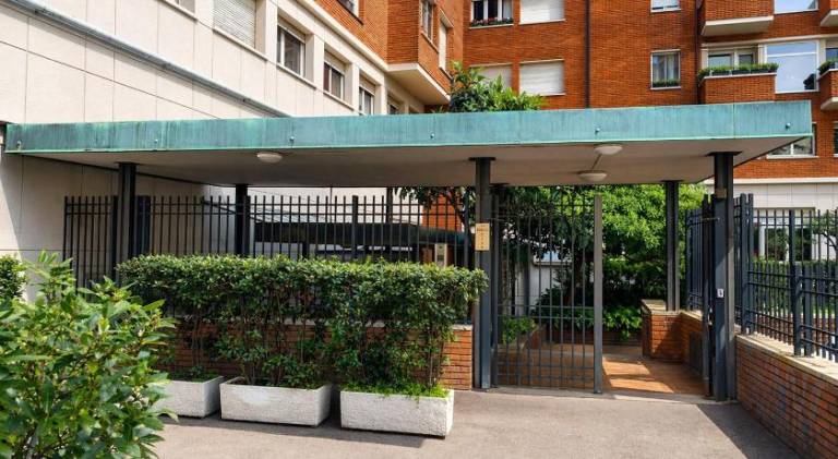 Ampio ed elegante appartamento di 100 mq, 2 bagni, fino a 6 Ospiti vicino a centro, stazione e fiera — photo 5