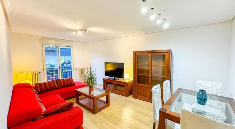 Apartment | Next to Puente de Piedra in Zaragoza
