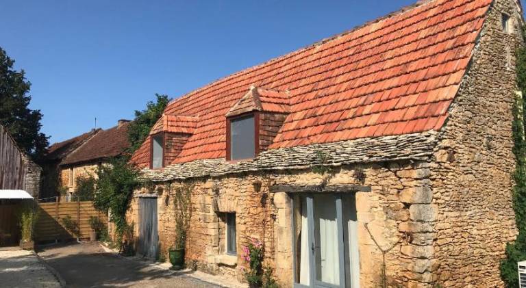 House with pool | Pets allowed in Beze