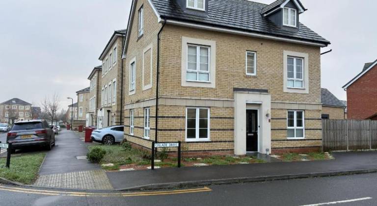 Pleasant vacation home | Pets allowed in Slough