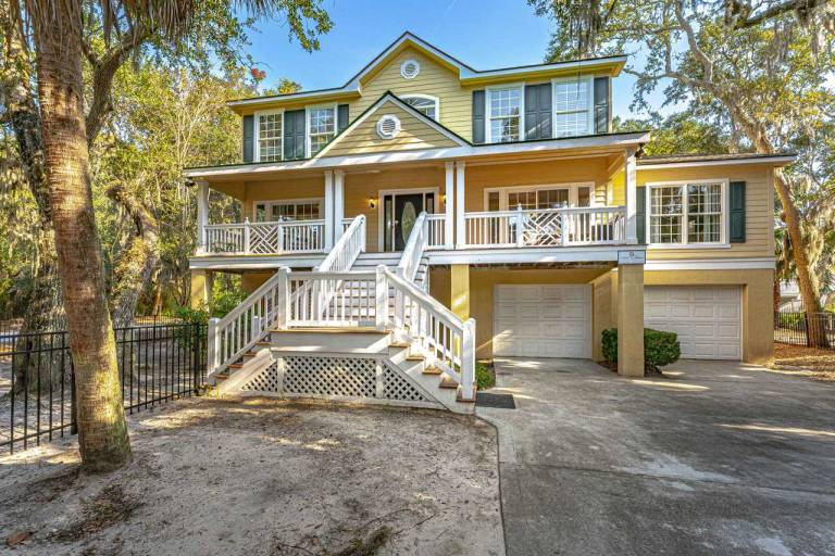 Vacation home with barbecue in Hilton Head Island, SC