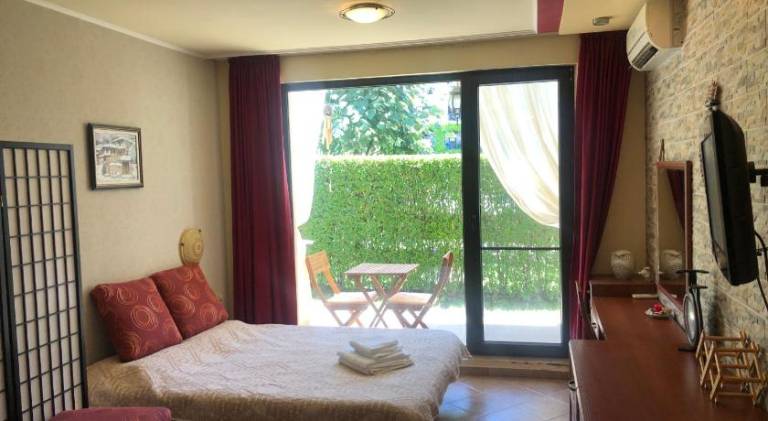 Apartment with patio, private pool & garden | Suitable for remote work — photo 2