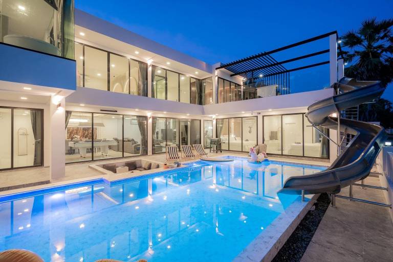 Villa with jacuzzi, barbecue & pool | Pets allowed in Phetchaburi