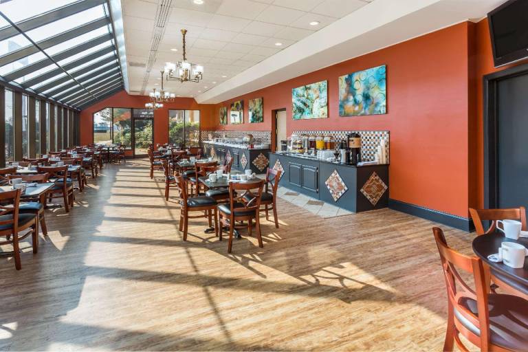 Wyndham Garden Greensboro — photo 3