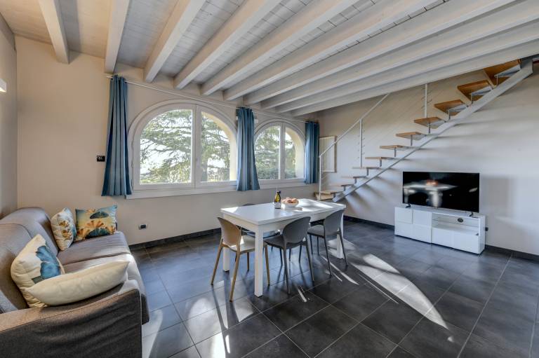 Apartments 'Picedo' with Lake View, Wi-Fi, and Air Conditioning — photo 3
