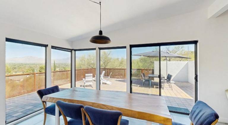 195 m&sup2; Ferienhaus