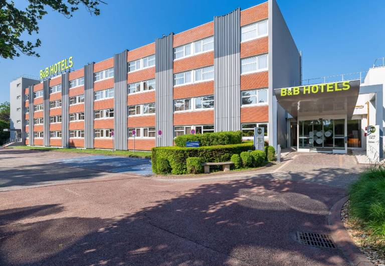 B&B HOTEL Lyon Nord 4 etoiles in Dardilly