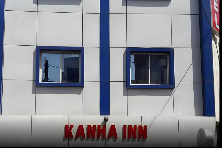 Hotel Kanha Inn in Lucknow