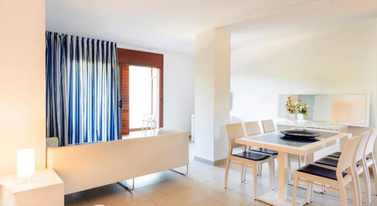 Charming holiday apartment with pool | Dogs allowed — photo 3