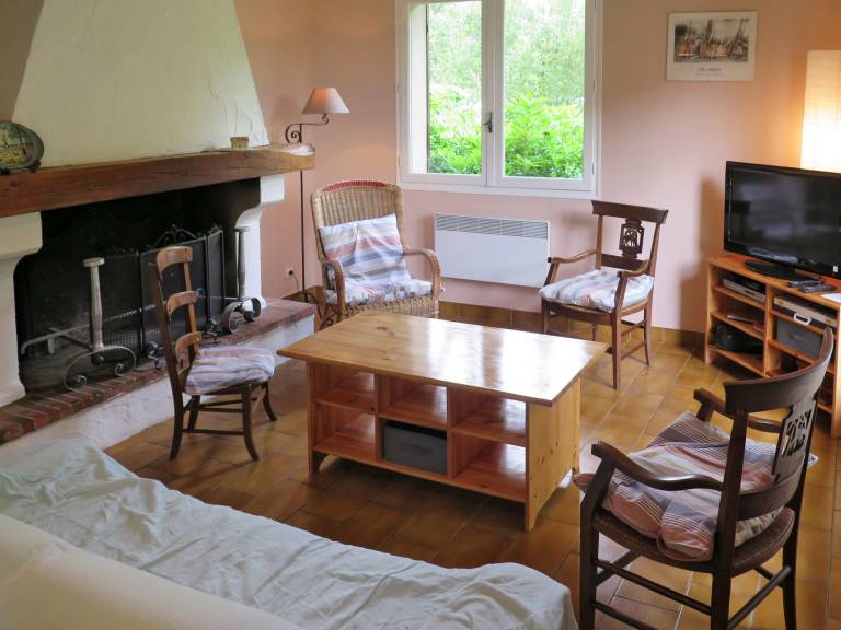 Fully equipped vacation home with patio, garden & BBQ | Dogs allowed — photo 4