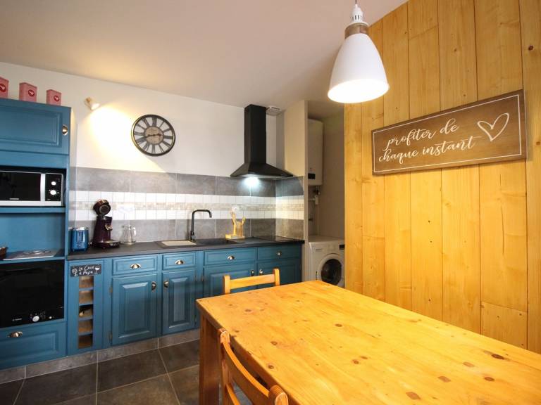 Apartment with 1 room for 4 persons — photo 4