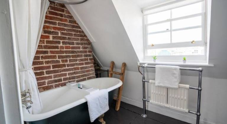 Holiday apartment | Next to Brighton Palace Pier — photo 4