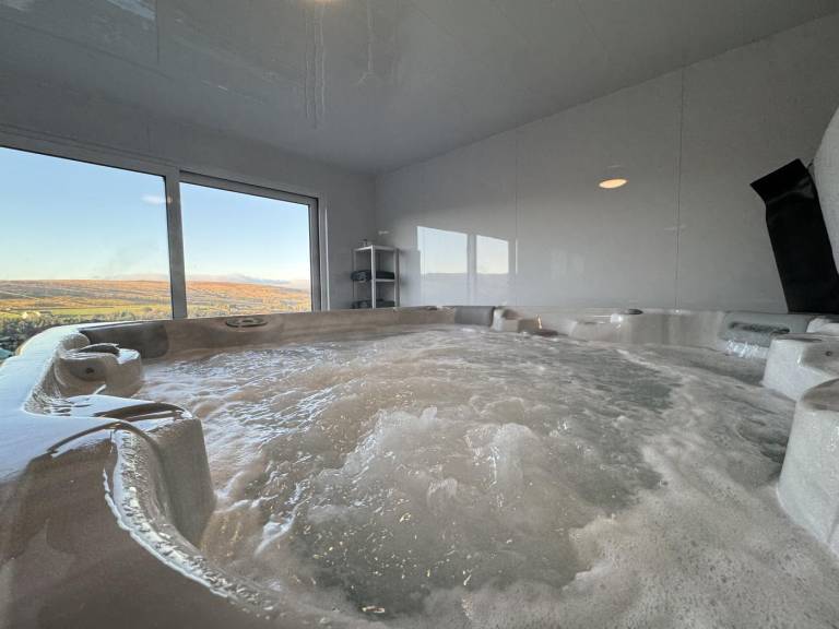 Lovely cottage with jacuzzi & garden | Pets allowed in Alston