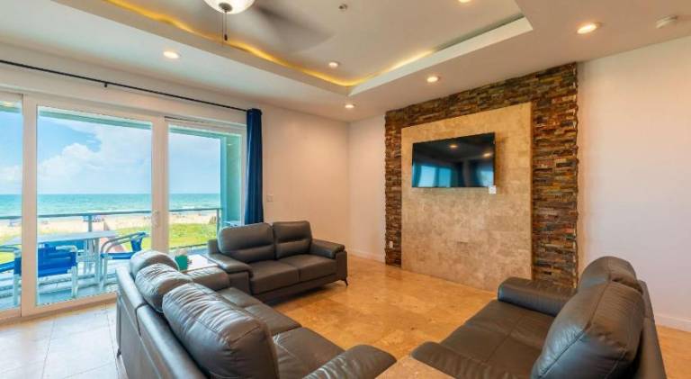 5 BEDROOM BEACHFRONT CONDO - 2nd Floor — photo 4