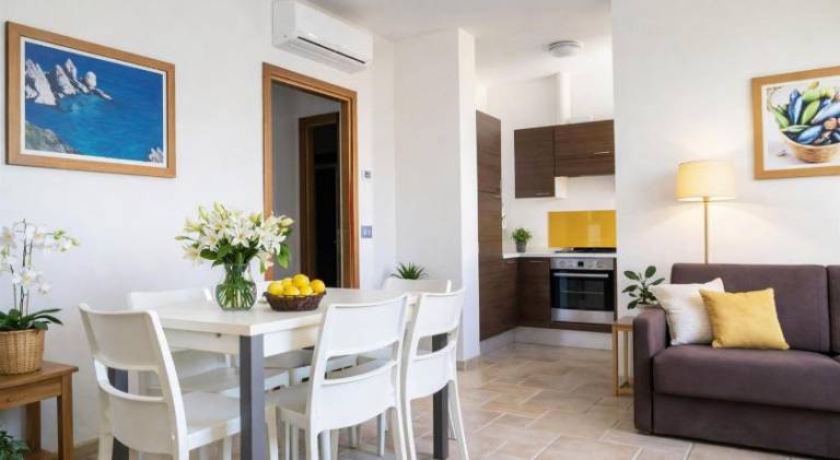 Serviced apartment with terrace, pool & yard | Pets are welcome — photo 2