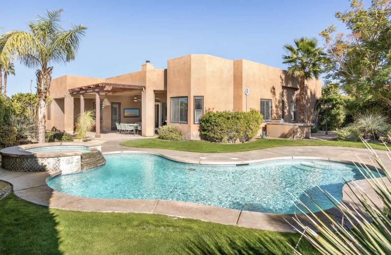 Desert Dreamhouse 4BR Pool Spa in Palm Desert, CA