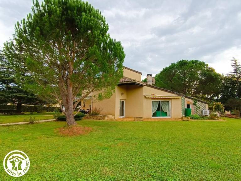 Maison de vacances  Pradines