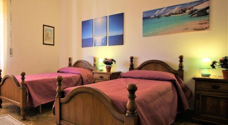 Ample apartment with patio | Next to the beach | Pets are welcome — photo 2