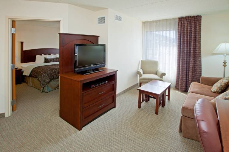 1 King Bed 1 Bedroom Suite Nonsmoking