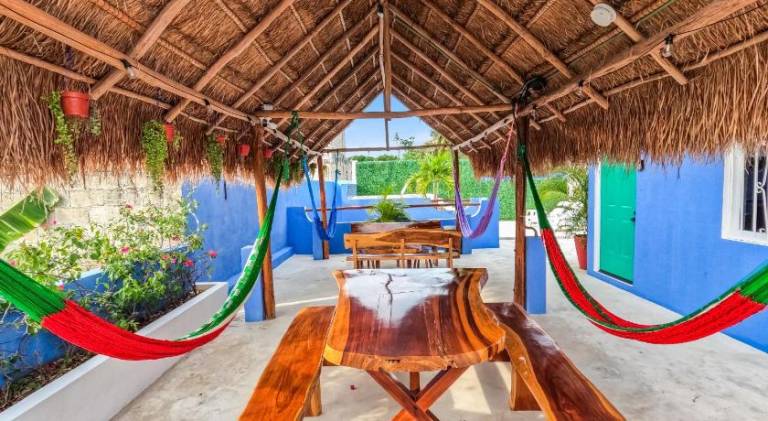 Villa with private pool, terrace & grill — photo 4