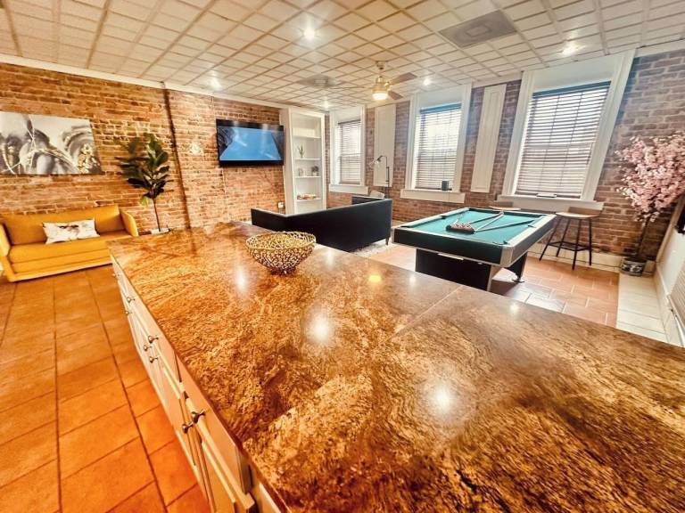 Apartment Gadsden