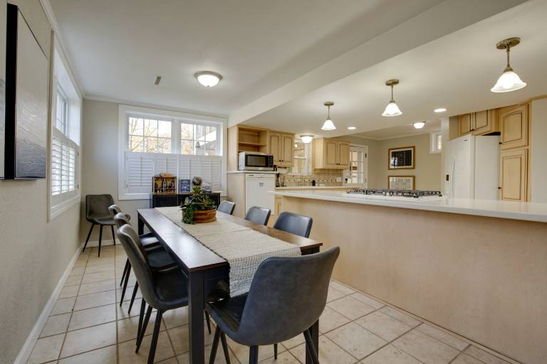 2 Mi to Downtown: 4BR Country Home Near K-State — photo 5