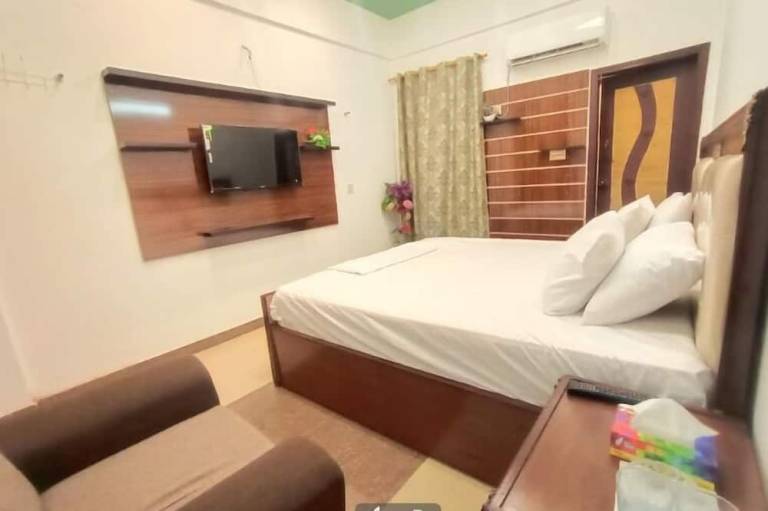 SERENA GUEST HOUSE