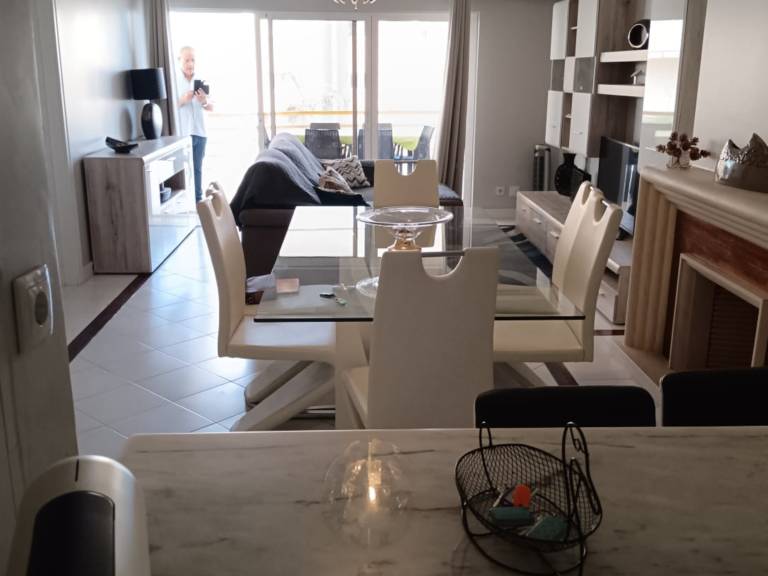 Holiday apartment with pool — photo 5
