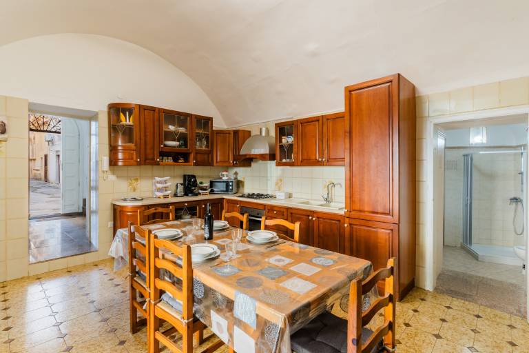 Apartment 'Gabriele Salento' with Private Terrace, Wi-Fi and Air Conditioning — photo 4