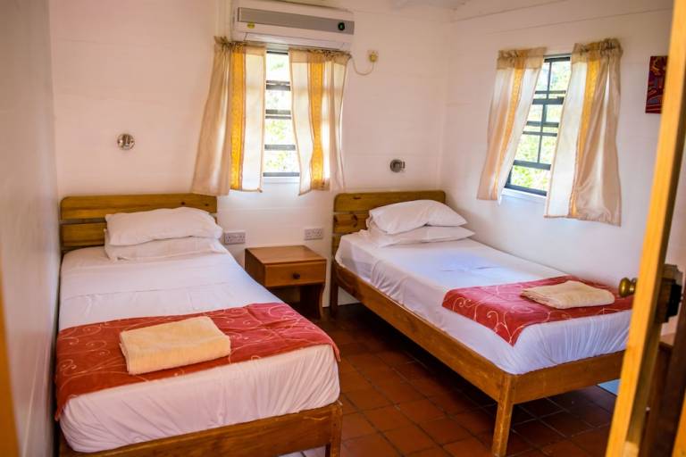 Cottage Carriacou and Petite Martinique