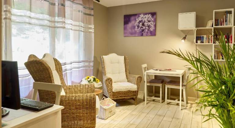 Serviced apartment with garden & terrace | Pets are welcome — photo 4