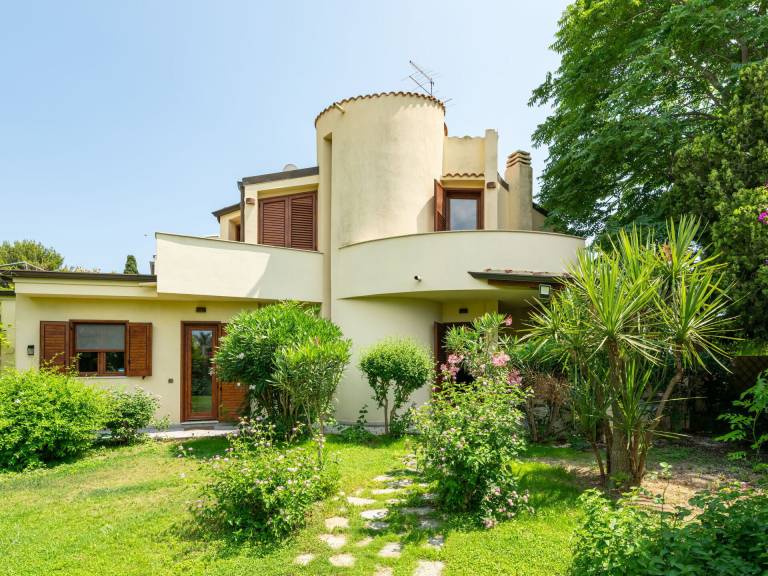 Villa Al Mare 1 1