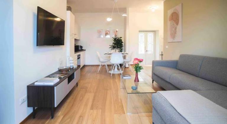 Holiday apartment with terrace in Bergamo