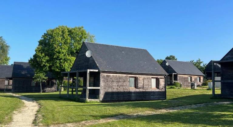 Les lodges de Sainte-Suzanne in Mayenne