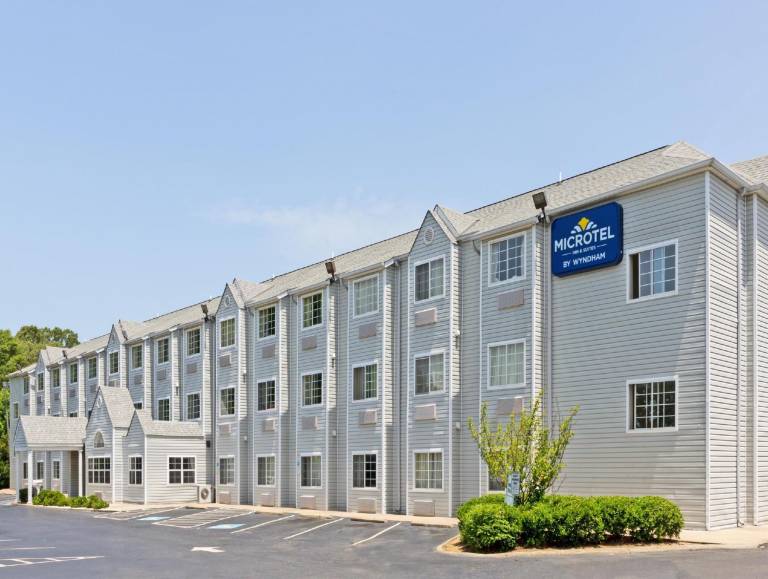 Microtel Inn & Suites by Wyndham Matthews Charlotte