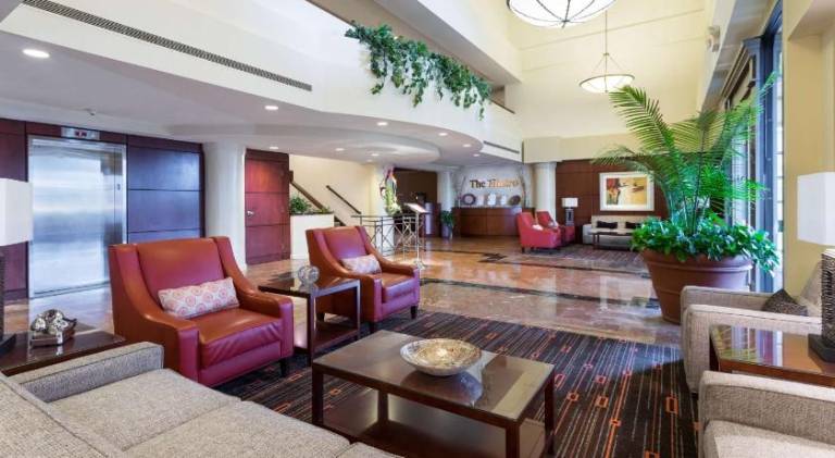 DoubleTree Suites by Hilton Cincinnati - Blue Ash — photo 2