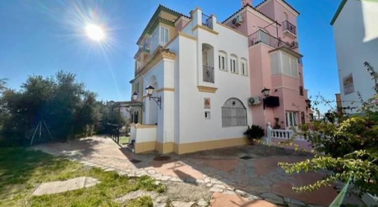 Apartment with 2 rooms for 6 persons — photo 2