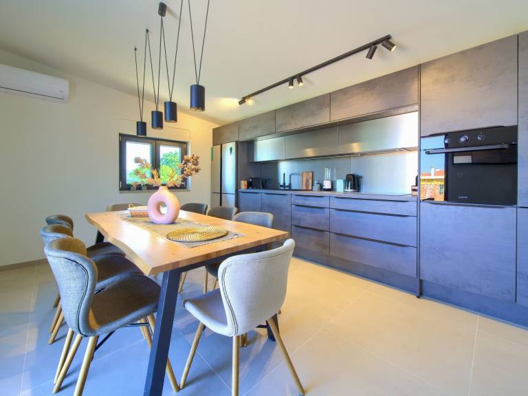 Rental apartment with 2 rooms for 4 persons — photo 4