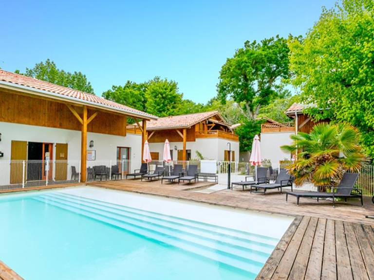 Apartment with patio & pool — photo 2
